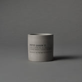 PETIT GRAIN 21 | medium concrete candle