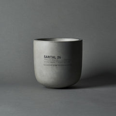 SANTAL 26 | large concrete candle