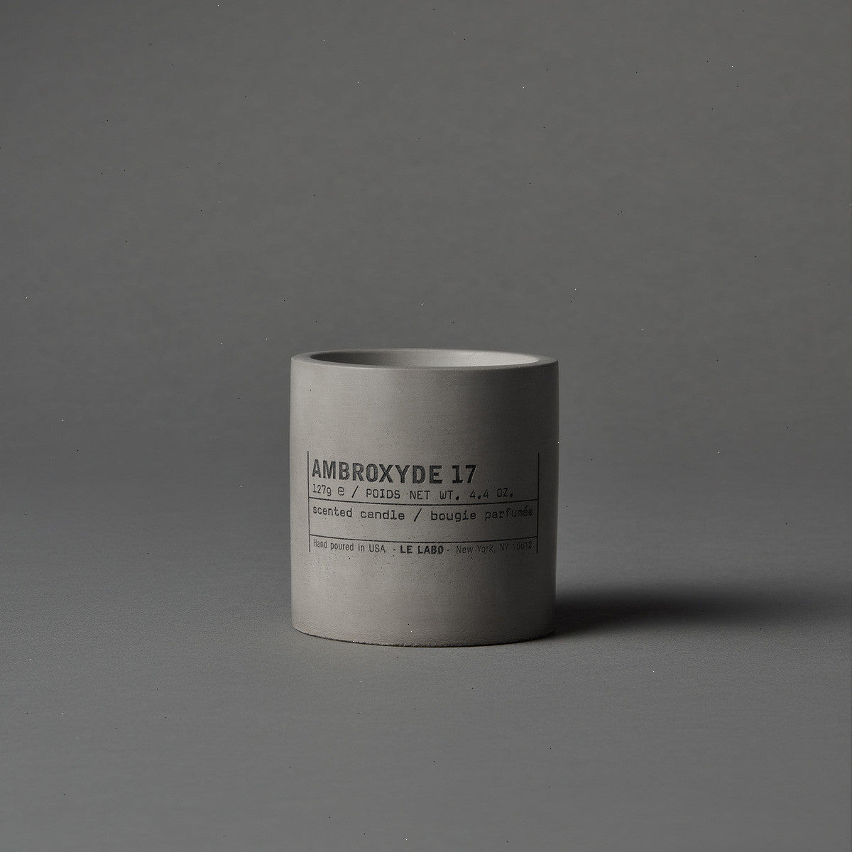 AMBROXYDE 17 | medium concrete candle